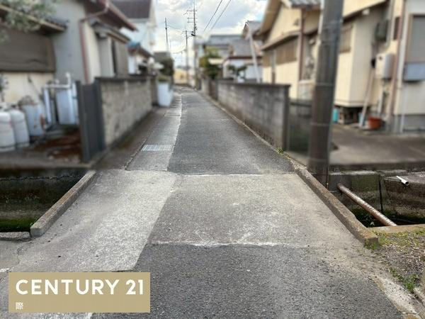 和歌山市楠見中　土地の前面道路含む現地写真