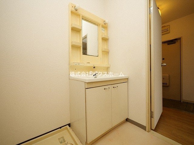 千里サザンテラスの洗面所|忙しい朝には欠かせない洗面所です