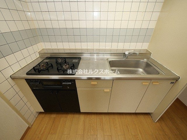 千里サザンテラスのキッチン|コンパクトなキッチンで掃除もラクラク