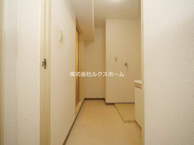 千里サザンテラスの洗面所|スペースが確保できる洗面所です