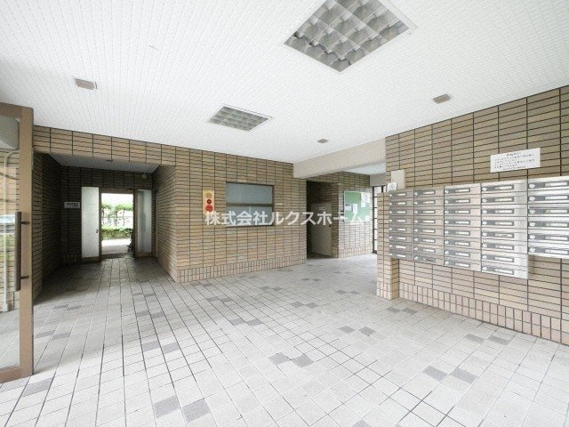 千里サザンテラスのロビー|落ち着いたロビーです