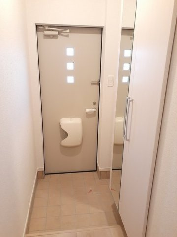 コンフォースの玄関