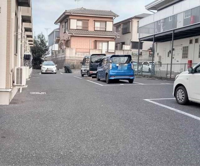 柏市弥生町のアパートの駐車場|画像5