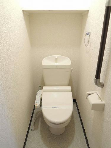 柏市弥生町のアパートのトイレ