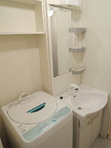 柏市弥生町のアパートの独立洗面台