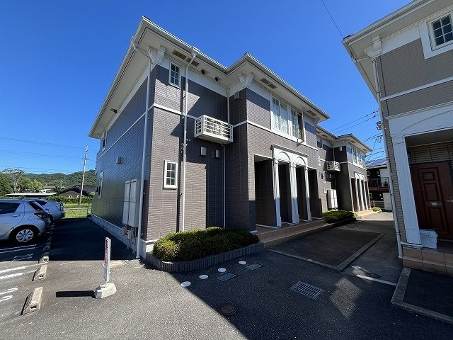 シュトラール　Ⅳの外観