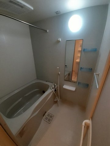 ベル・ヴィオラＫⅡの浴室