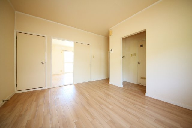 ゴールドハイツB棟のその他|別部屋同間取りのお写真となります。参考にご覧くださいませ。