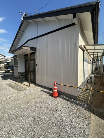 吉川町戸建貸家