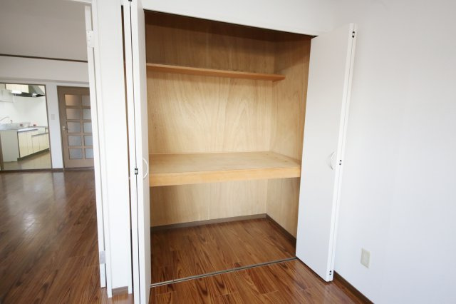 第七サワータウンの収納|別部屋同間取りのお写真となります。参考にご覧くださいませ。