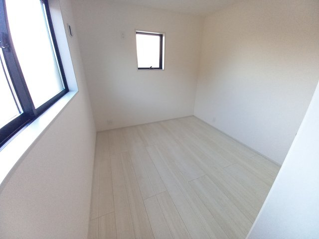 【いわき市平下川原　全２棟／2号棟】　◇◆＼期間限定キャンペーン開催♪／◇◆の洋室|ゆったりした洋室です