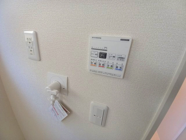 【いわき市平下川原　全２棟／2号棟】　◇◆＼期間限定キャンペーン開催♪／◇◆の防犯設備|浴室乾燥暖房機付き