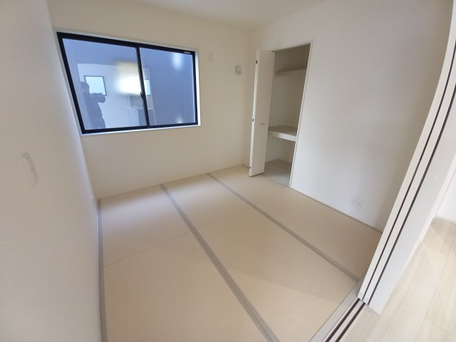 【いわき市平下川原　全２棟／2号棟】　◇◆＼期間限定キャンペーン開催♪／◇◆の和室|◆和室の写真です◆　お泊りに来た親戚や来客時、ちょっと横になりたい時にあると便利です♪　和の雰囲気が心を落ち着かせてくれますね♪