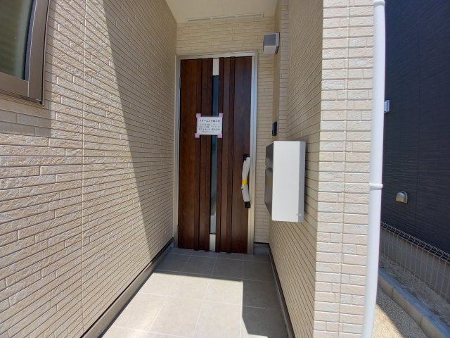 【いわき市仁井田町　全3棟　1号棟】　●新生活応援キャンペーン実施中●の玄関|ご成約の方に選べる家電プレゼントキャンペーン実施中です♪
あると嬉しい家電が揃っています！さらにお選び頂いた商品にプラスして「美味しいパンが焼けるアラジンのトースター」をお付けします！期間限定(^^♪