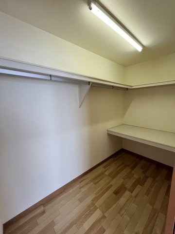 福井市高木町　中古戸建の収納