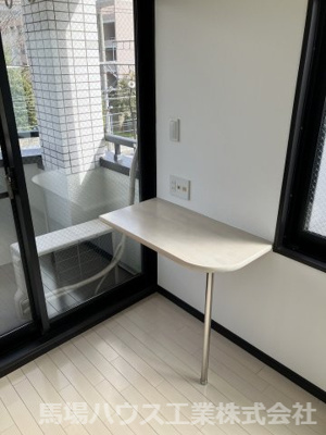 【洋室】 | ホワイトヴィラ杉本