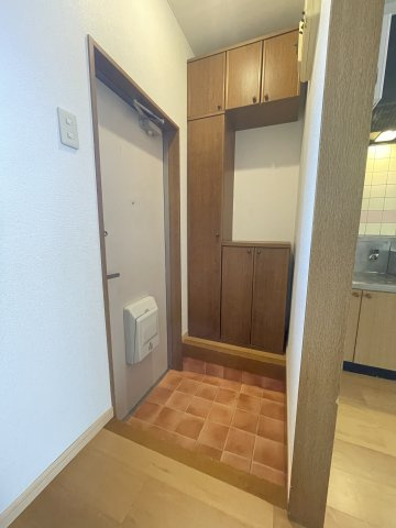 プライムハイツの玄関