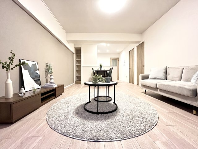 吹田芙蓉ハイツの居間・リビング