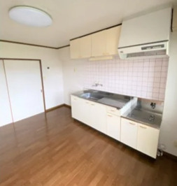 茨城県笠間市　1棟マンションのキッチン