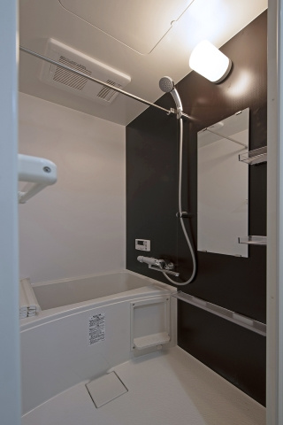 ヴァンベール岡崎の浴室
