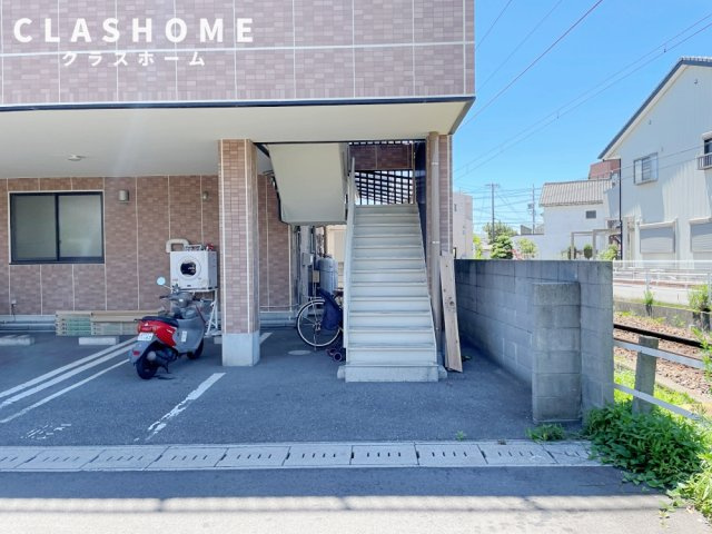 エンリービルのエントランス