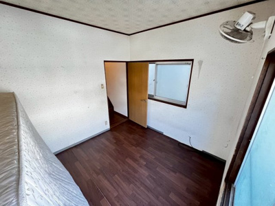 【洋室】 | 高倉台２丁　中古戸建 | ３ＬＤＫの暮らしやすいお住まい☆お子様のお部屋や趣味のお部屋もご用意いただけます♪
