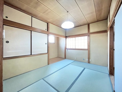 【和室】 | 高倉台２丁　中古戸建 | 和室には、床暖房ございます！寒い日も足元から温まりますね！