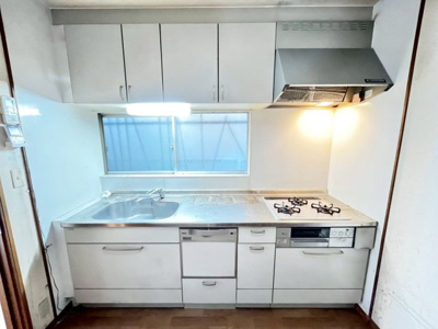 【キッチン】 | 高倉台２丁　中古戸建 | お料理に集中しやすい壁付キッチンですので毎日のお料理もはかどりますね！