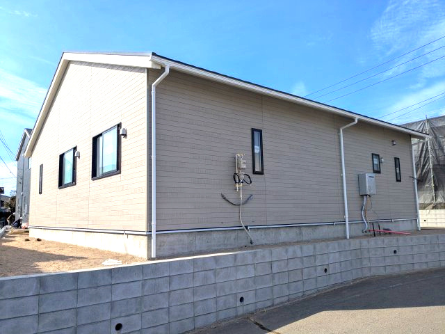 CRADLE GARDEN高崎市金古町第16の前面道路含む現地写真