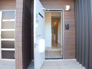 【玄関】 | Ｋ．Ｚ　ｗｉｌｌ　Ｈ | 落ち着いた玄関です