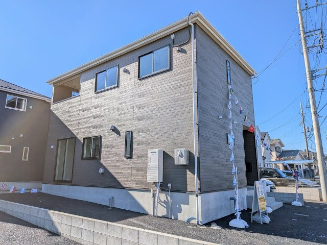 八王子市　大楽寺町　新築一戸建て　３１期の外観|～太陽光パネル標準装備　コンビニ・ドラッグストア徒歩圏内　2台駐車可能～
