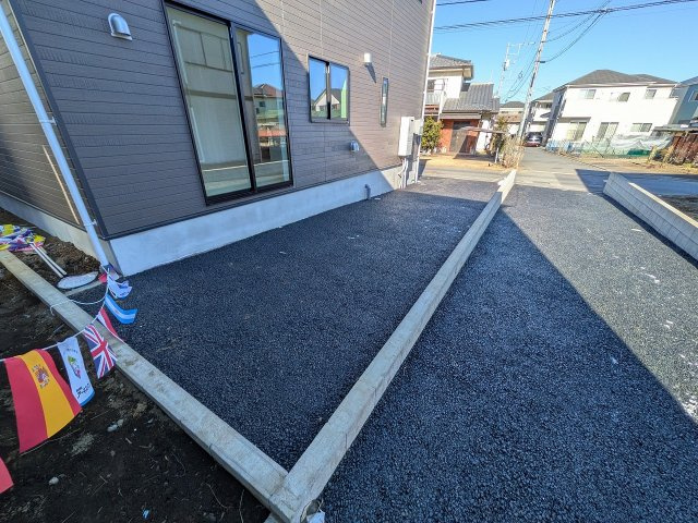 八王子市　大楽寺町　新築一戸建て　３１期の庭|～庭や駐輪場・駐車場と、用途多彩なスペース～