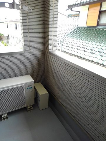 陽当たり良好なバルコニーです