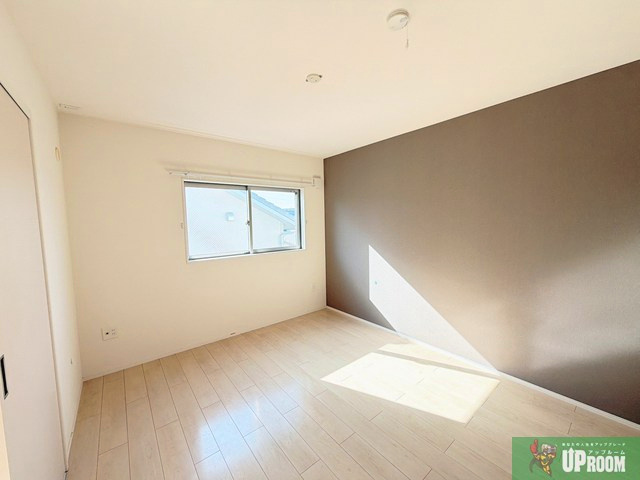 グランソレイユの洋室