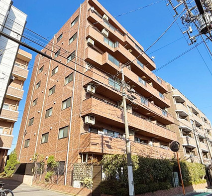 ランドパーク馬事公苑の外観