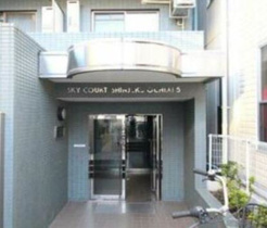 落ち着いたエントランスです