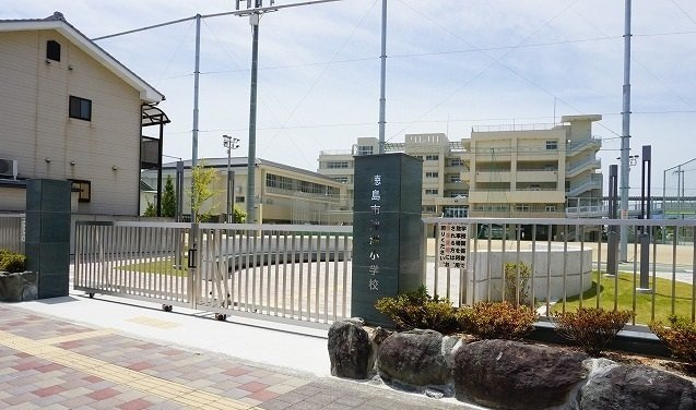 レ・セーナ沖洲Ａの周辺|沖洲小学校まで1000m