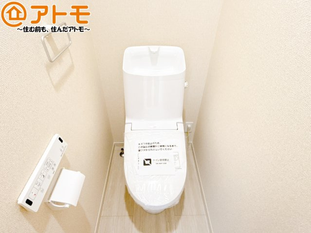 【トイレ】 | 清水区折戸9期　新築戸建　2号棟 | 毎日使うトイレだからこそ機能性を重視したいですよね！温水洗浄便座で快適な時間をお過ごしください♪