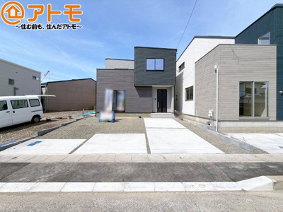 【駐車場】 | 清水区折戸9期　新築戸建　2号棟 | 並列3台の駐車スペースです♪