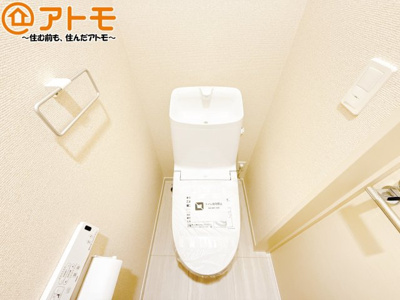 【トイレ】 | 清水区折戸9期　新築戸建　1号棟 | 年代を問わず使いやすい洗浄機能付きのトイレ♪肌への負担をも減らせるのでお子様の敏感なお肌も安心！