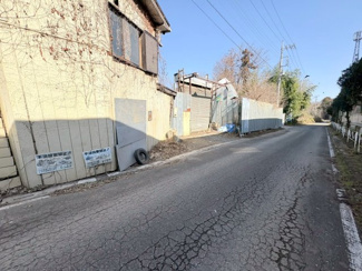 【前面道路含む現地写真】 | 鶴ヶ島市高倉　建築条件なし売地　「一本松駅」徒歩18分　敷地296坪　