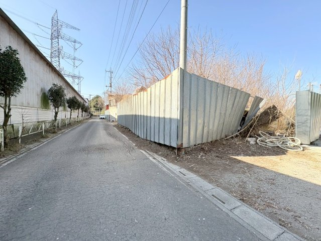 鶴ヶ島市高倉　建築条件なし売地　「一本松駅」徒歩18分　敷地296坪　の外観