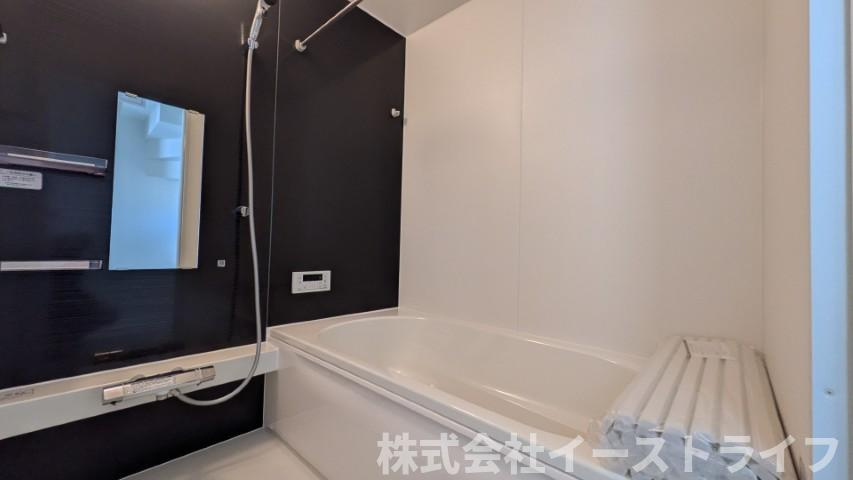 【新築戸建】　いわき市平中神谷1期　全4棟の浴室|1号棟写真　1坪タイプのお風呂はゆったりしているので、1日の疲れを癒やしてくれます。