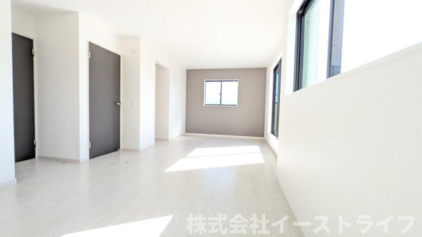 【新築戸建】　いわき市平中神谷1期　全4棟の寝室|1号棟写真　2階13.5帖の洋室です。7.8帖と5.7帖に間仕切り可能です。