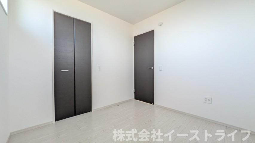 【新築戸建】　いわき市平中神谷1期　全4棟の洋室|1号棟写真　2階5.6帖の洋室です。自分好みにカスタマイズしやすいのが洋室の魅力です。