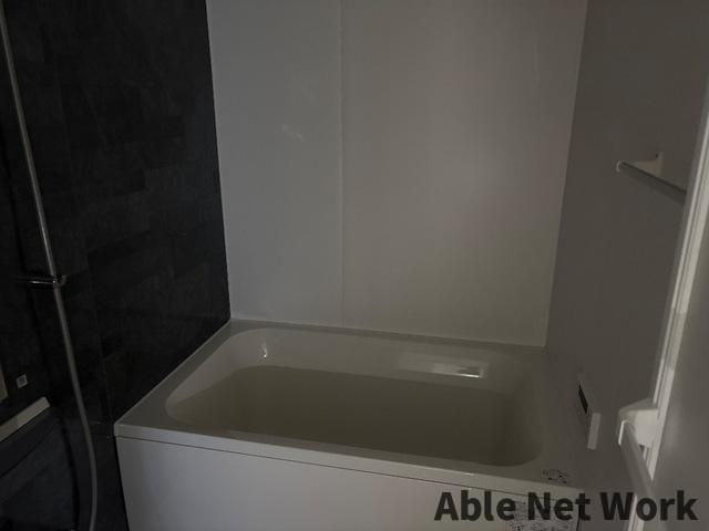 シェーンハイムAの浴室|追い焚き+浴室乾燥付き