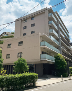 アデニウム志村三丁目の外観