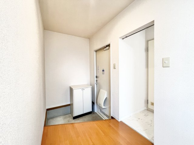リヴェールすみれ台 Aの玄関|玄関です