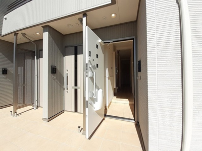 【玄関】 | エスポワール宇佐南３