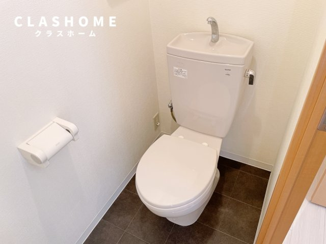 サニーハイツ　　　のトイレ|同物件の別部屋になります。